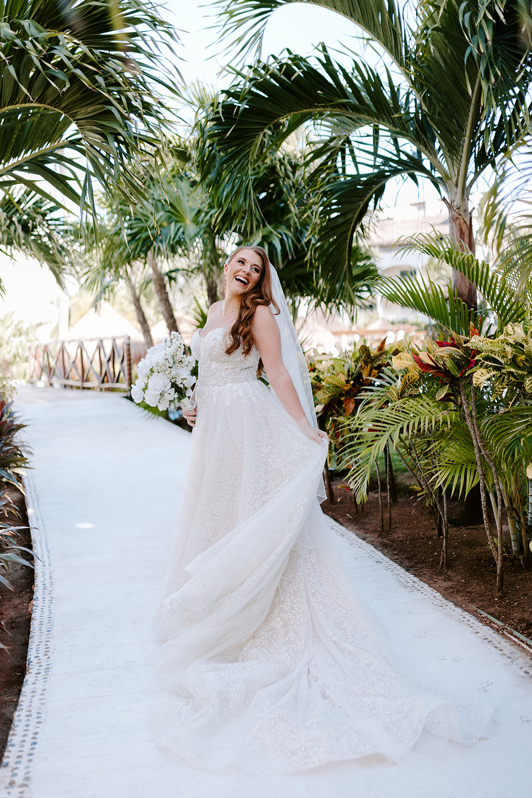 Kennedy and Oscar's Cancun wedding: Bride & Groom, selected photograph 635